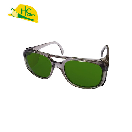 Vollrahmen-Schutzbrille mit grünen Gläsern